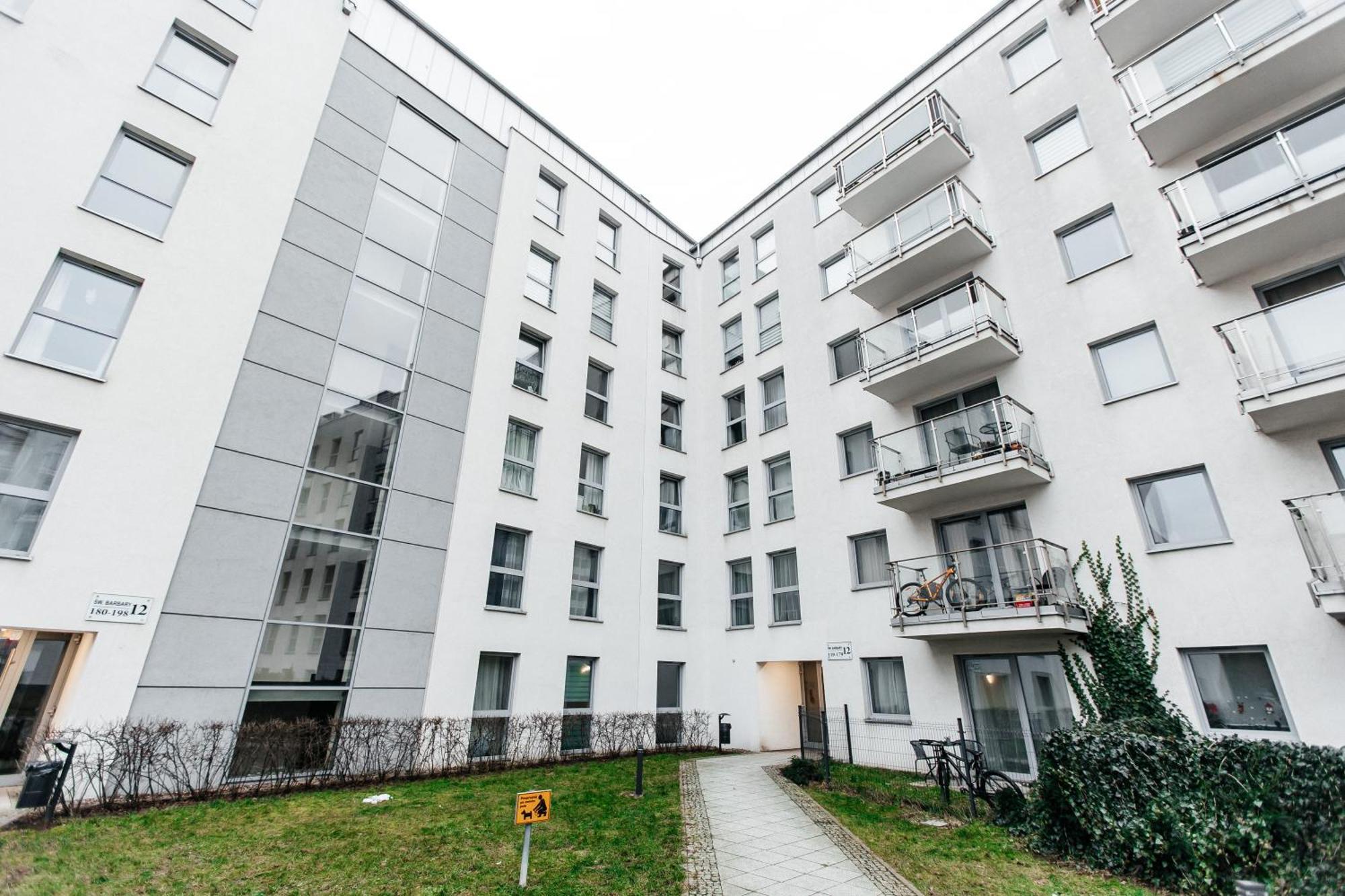 Maya'S Flats & Resorts 42 - Swietej Barbary Gdansk Exterior photo